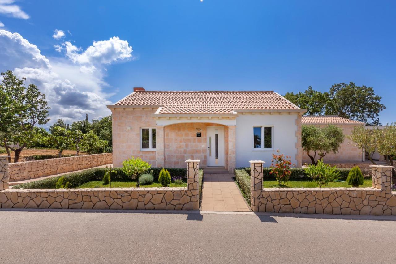 Apartment Holiday Home Doma, Cilipi Near Dubrovnik Zewnętrze zdjęcie