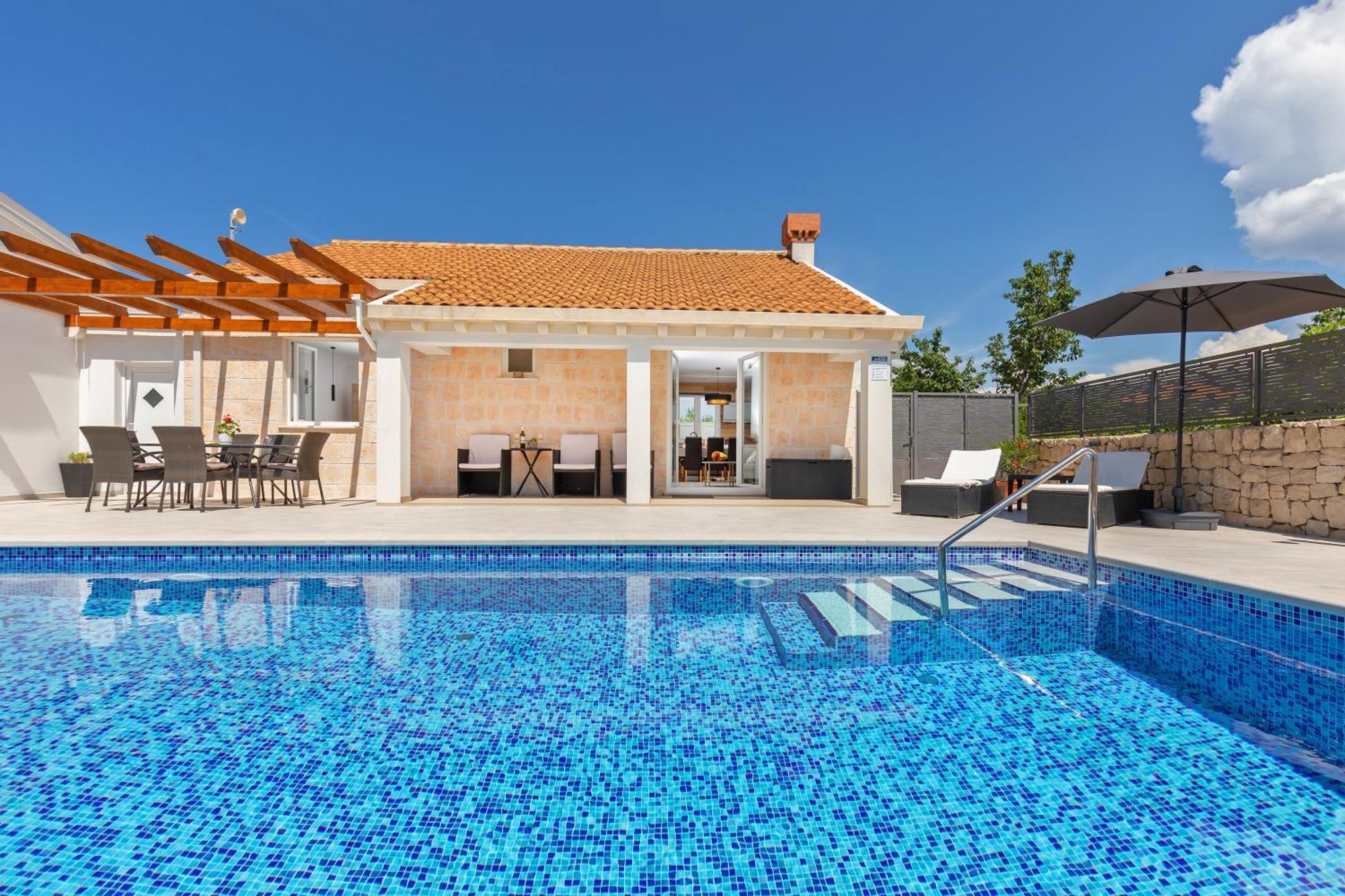 Apartment Holiday Home Doma, Cilipi Near Dubrovnik Pokój zdjęcie